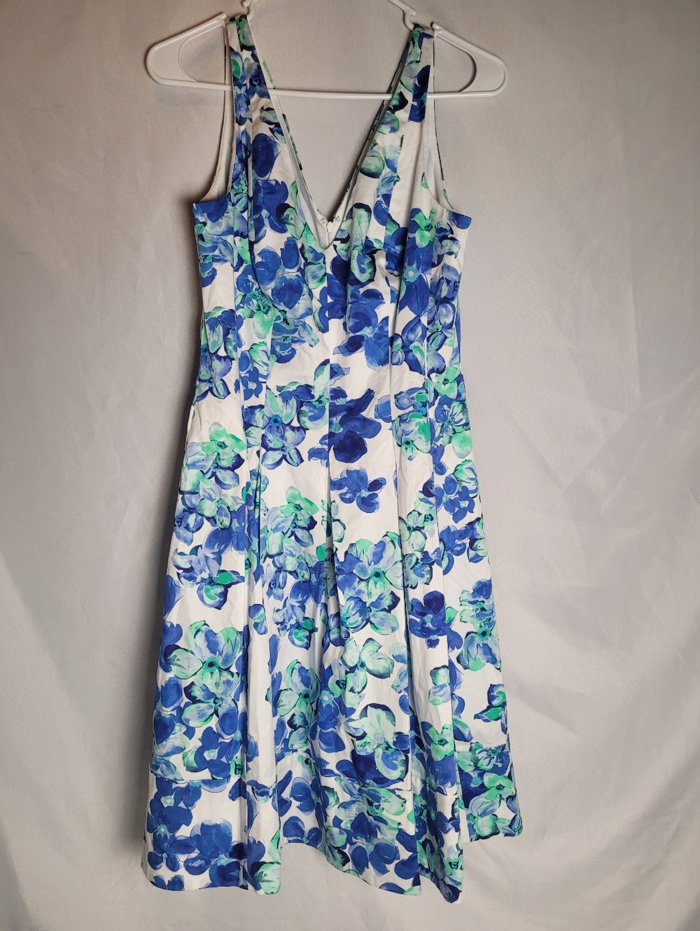 Lauren Ralph Lauren NWT Floral Fit & Flare Vneck Summer Dress Women's Size 8